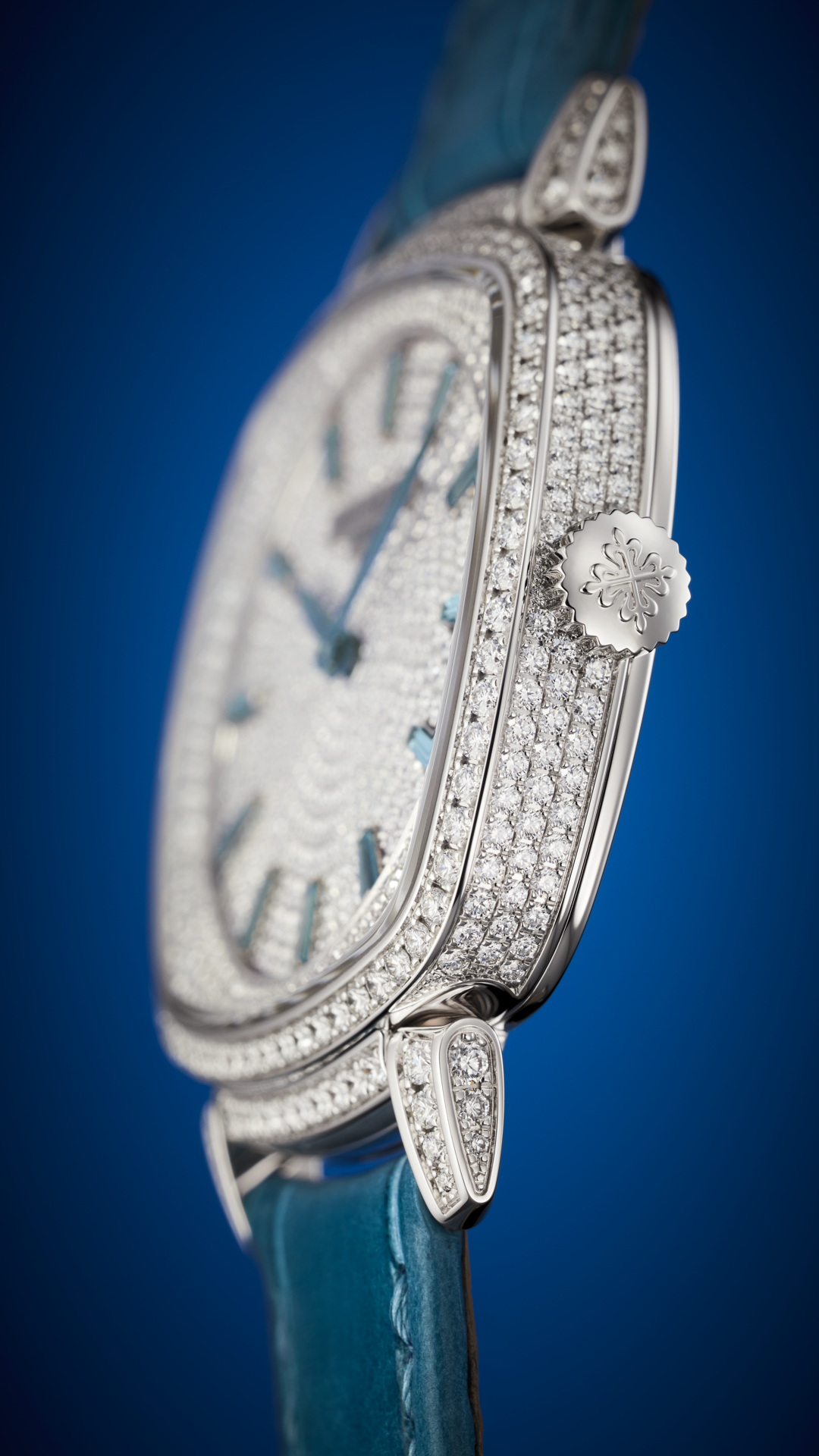 Patek Philippe Gondolo Ladies First Joaillerie 7043/250G-001