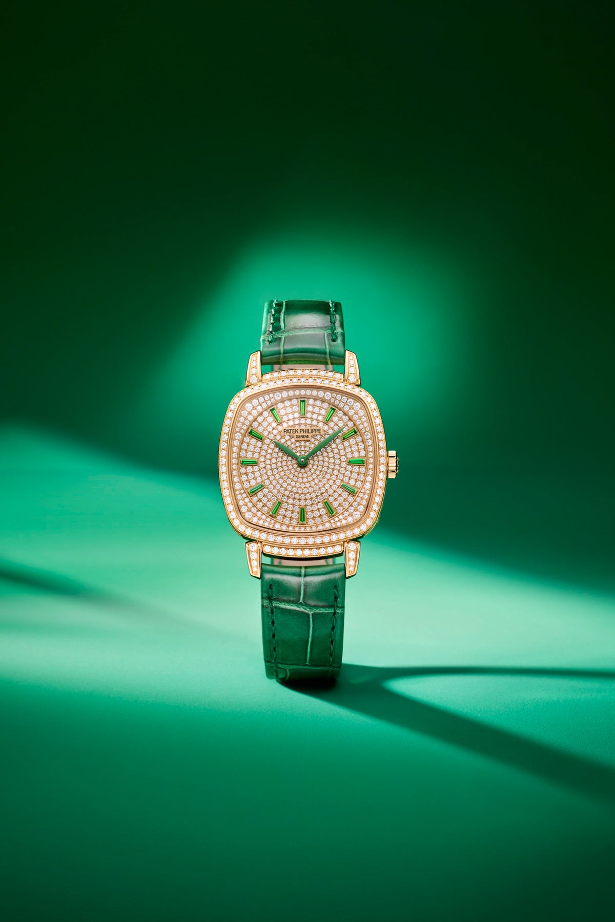 Patek Philippe Gondolo Ladies First Joaillerie  7043/250R-001