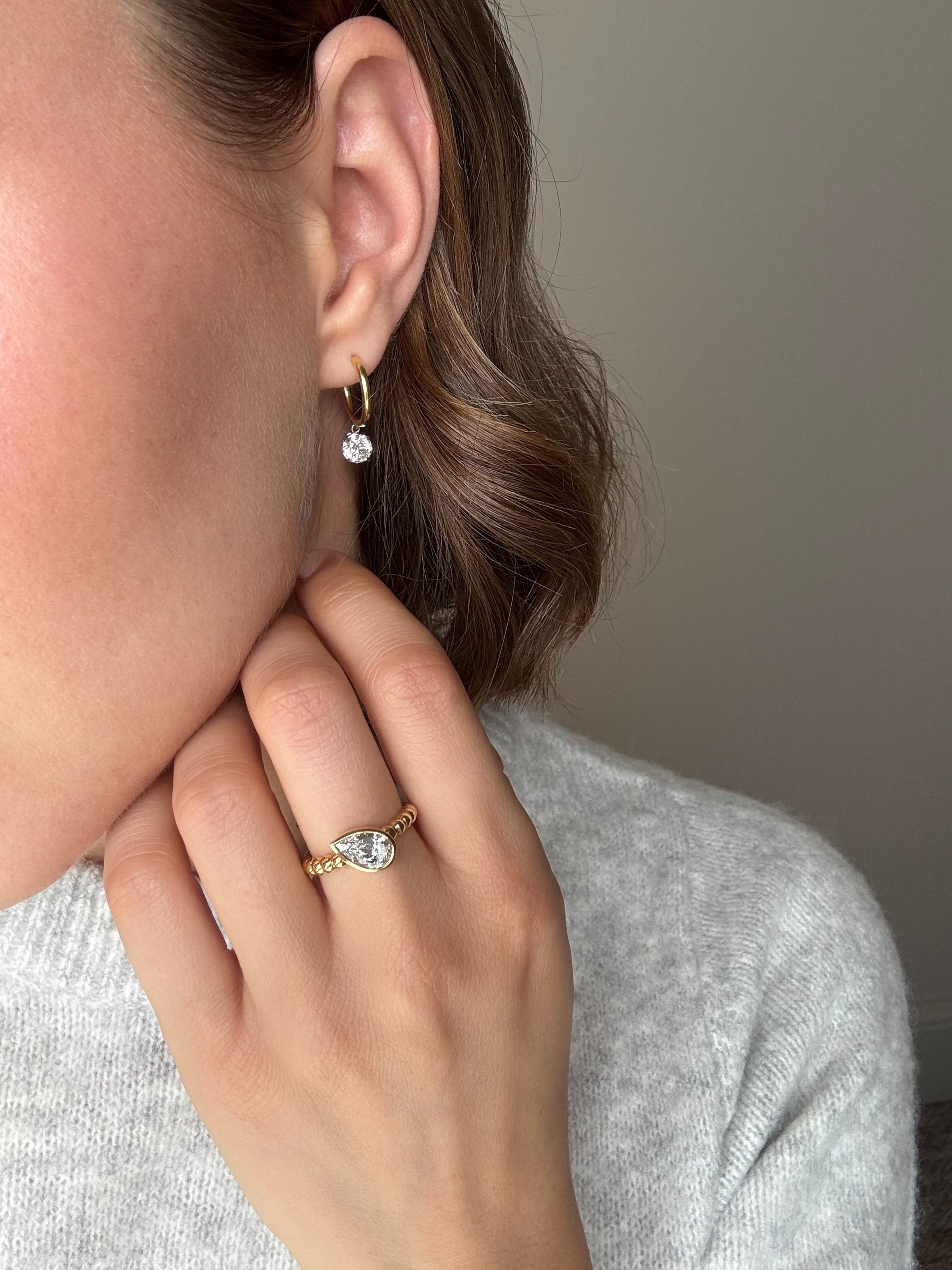 1.50ct Pear Cut Diamond Yellow Gold Ring
