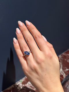 2.72ct Sapphire Platinum Ring
