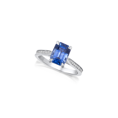 2.58cts Sapphire Solitaire Ring with Diamond-Set Shoulders