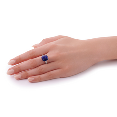 11.92cts Sapphire Ring with Diamond Set Shoulders