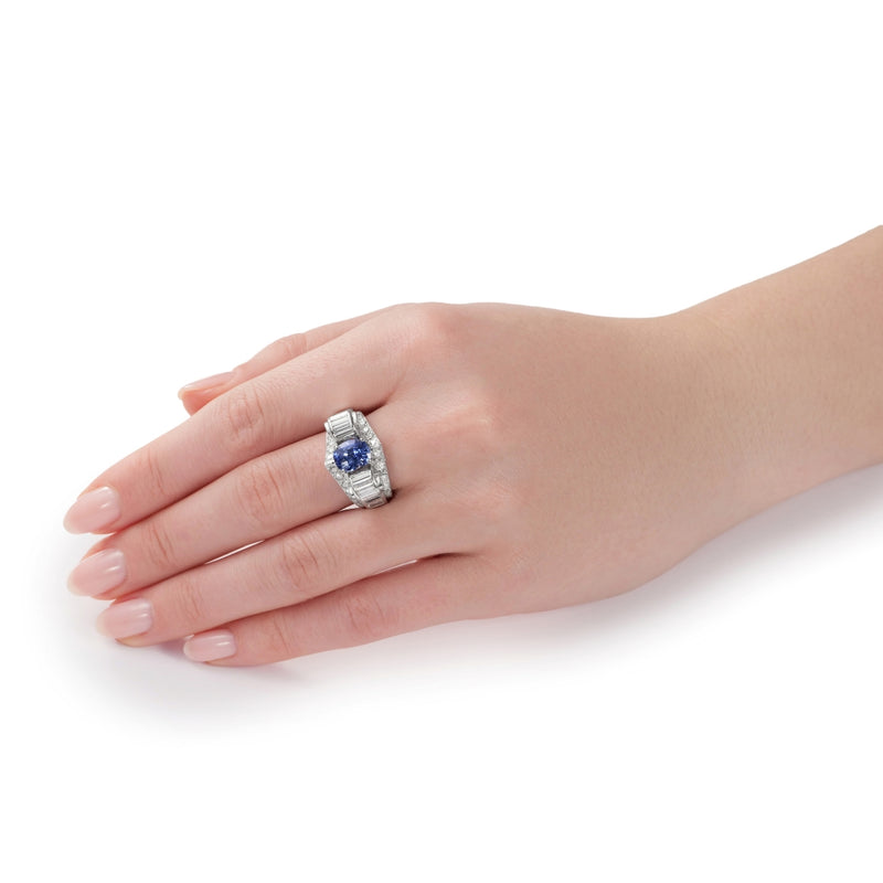 2.54cts Oval-Shape Sapphire and Diamond Dress Ring