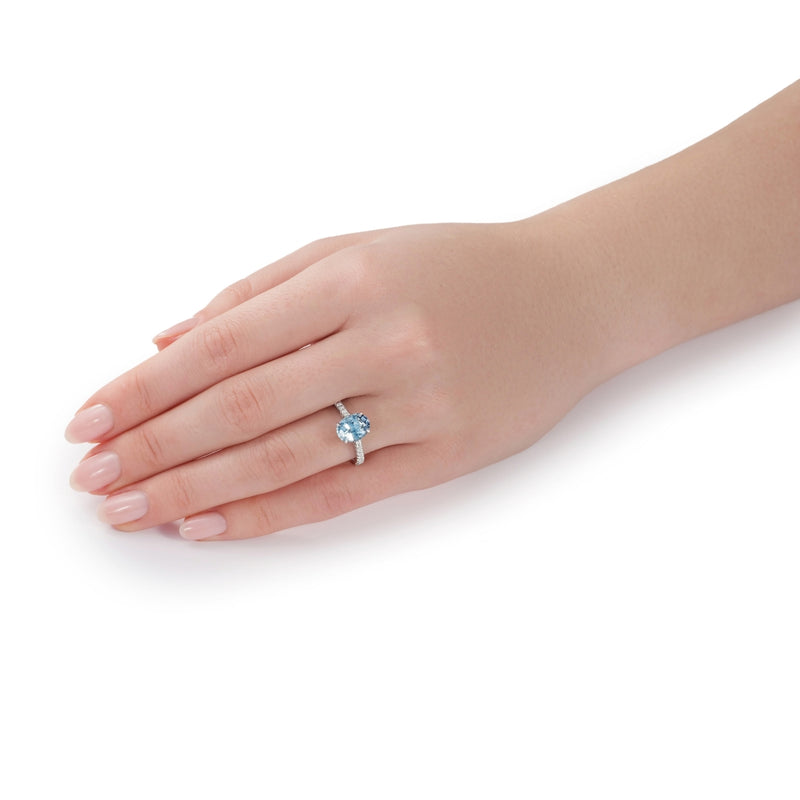 2.03cts Oval-Shape Aquamarine and Diamond Ring