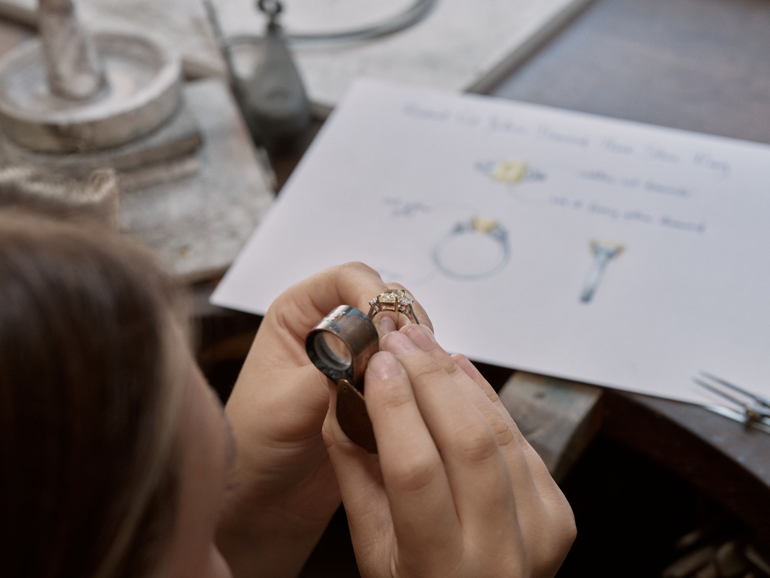 section.settings.image.alt