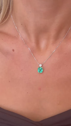 Mint green tourmaline pendant