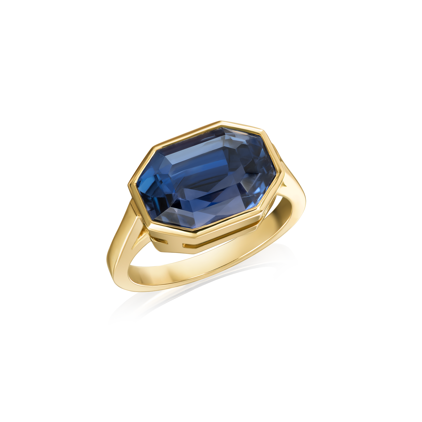 8.02cts Natural Sapphire Gold Solitaire Ring