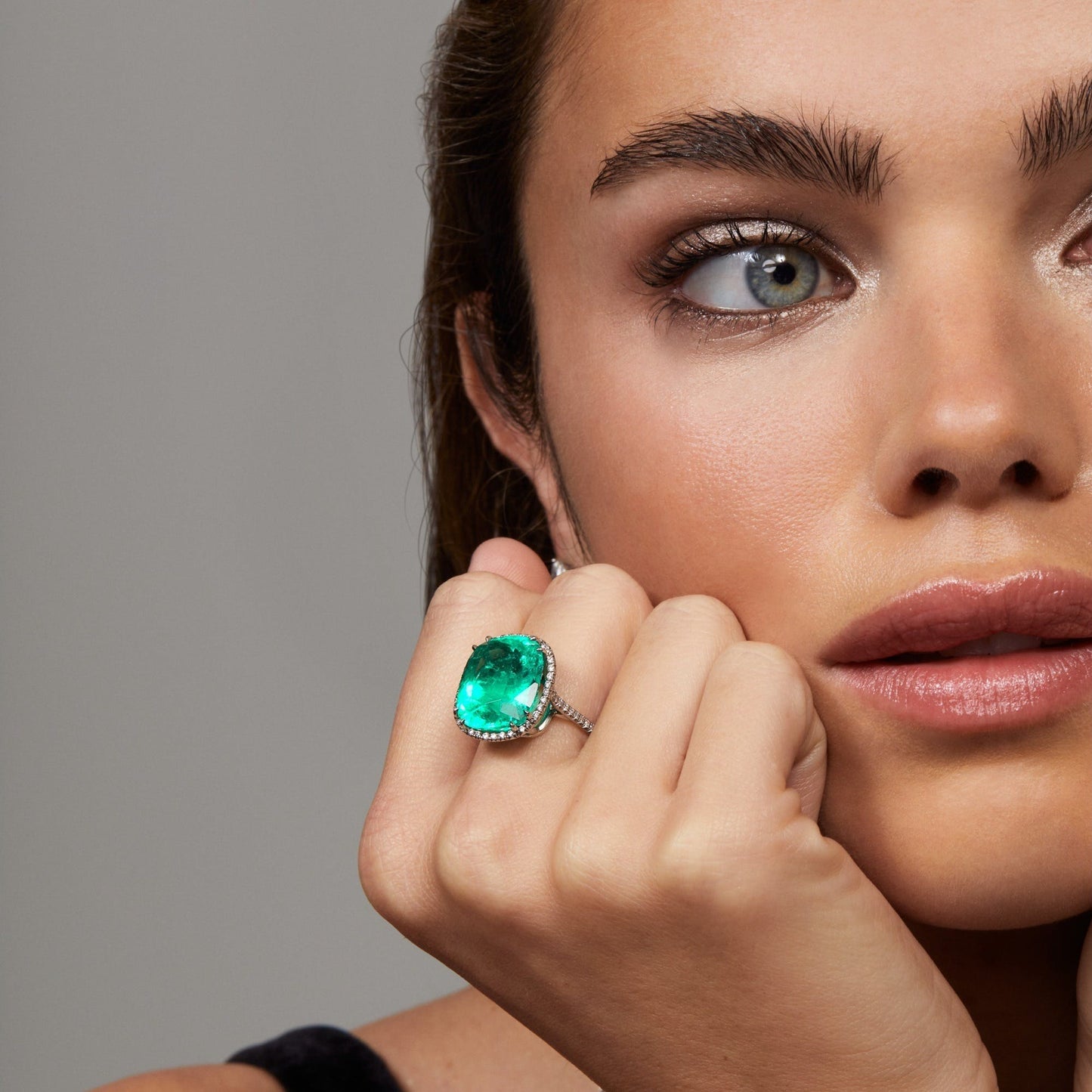 Colombian Emerald and Diamond Ring