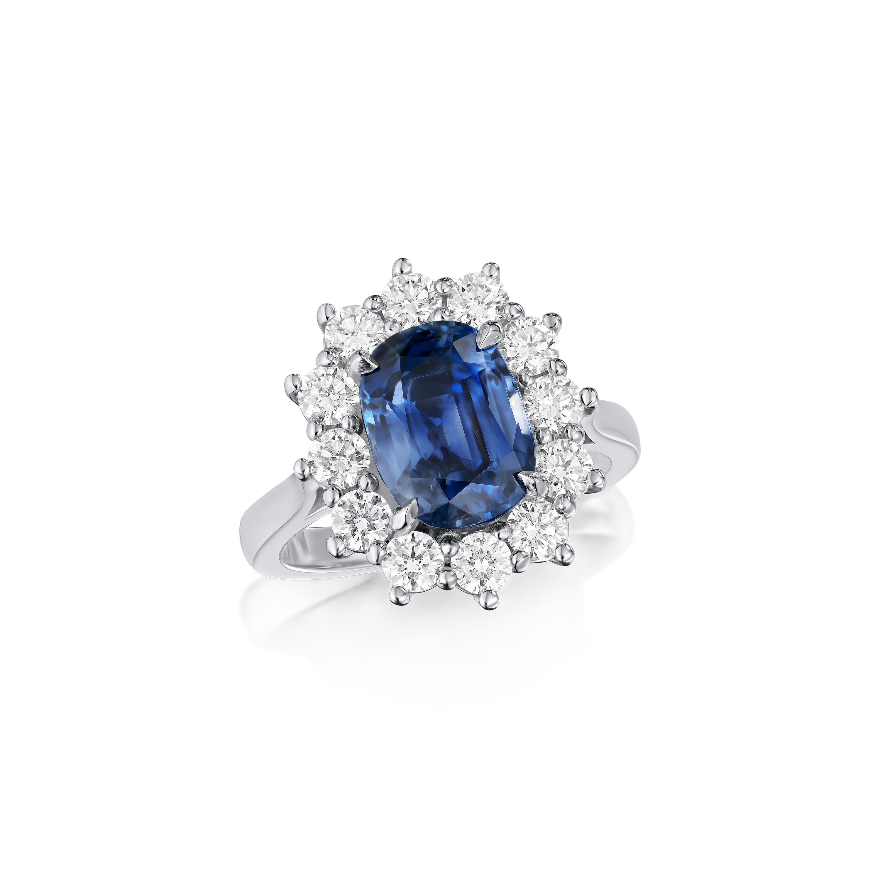 4.57cts Sapphire and Diamond Ring
