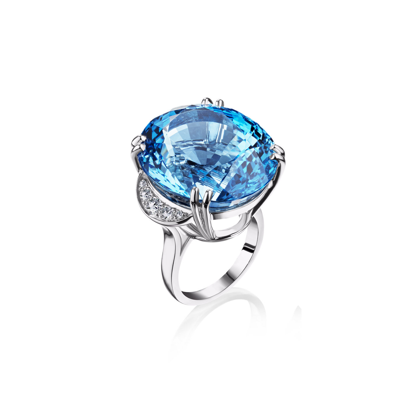 43.18cts Aquamarine and Diamond Ring