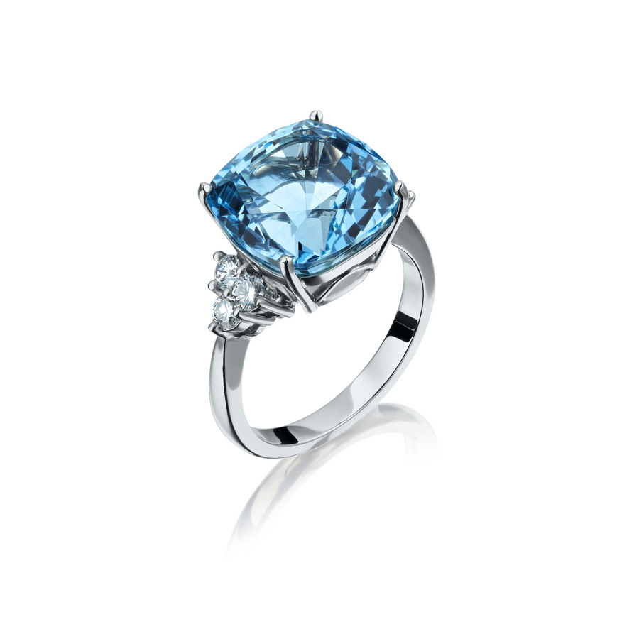 Aquamarine and Trefoil Diamond Ring